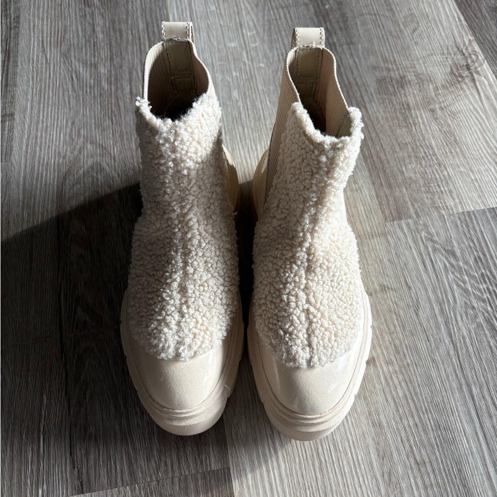 Sorel winter boots - Picture 7 of 7